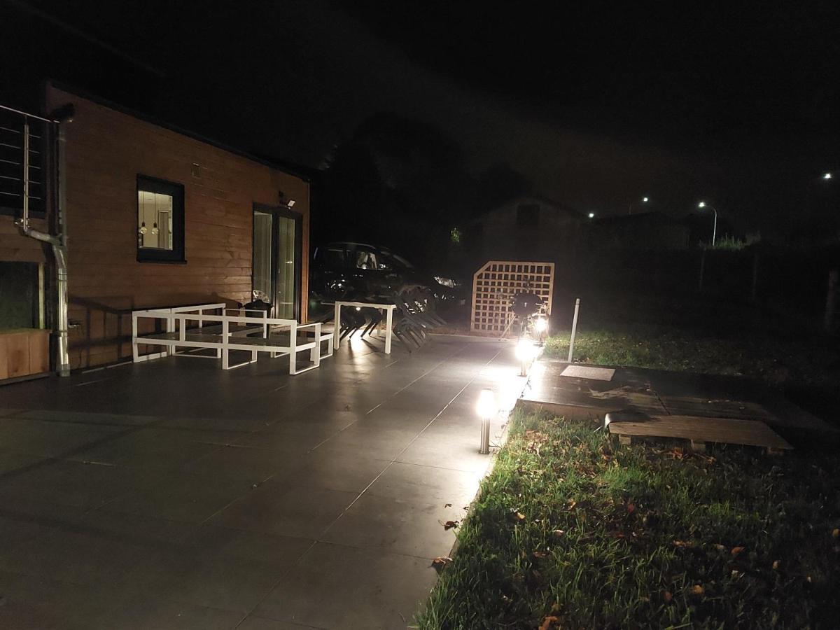 Le Reposoir Maison Spacieuse Avec Feu Au Bois Bertogne Esterno foto